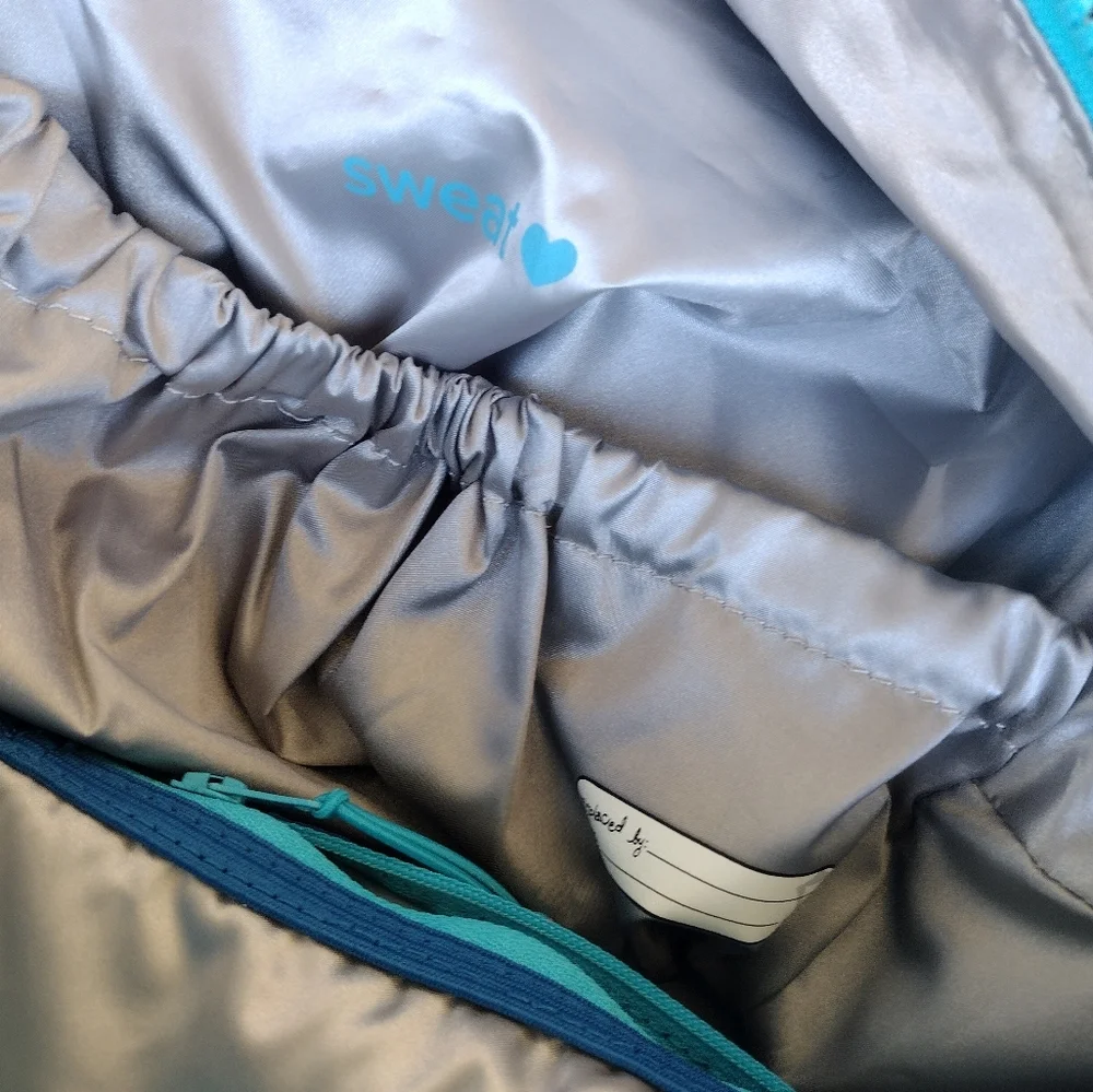 Discontinued Ivivva Lululemon Duffel/ Gym Bag Blue - Picture 7 of 11